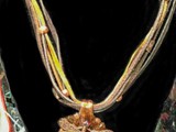 Copper Dragonfly Necklace
5-strand suede lace leather
Large glass spoon leaf
Siam, Topaz & absolute Swarovski Crystal Tail
NCDLL5CL00009
Available: Contact Us